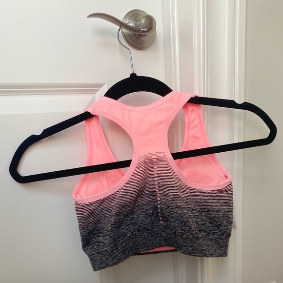 Pink and black Sports Bra padded Medium New NWT - Picture 7 of 8